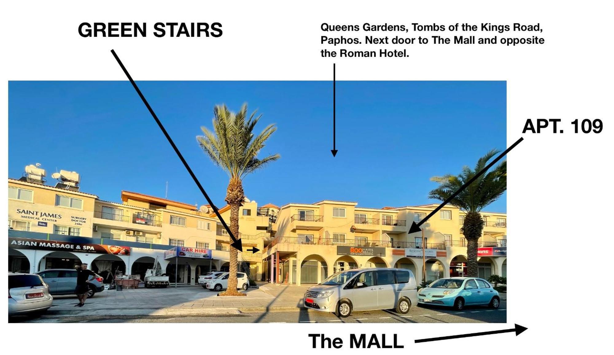 109 Queens Gardens, Paphos Lägenhet Exteriör bild